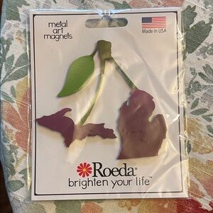 Roeda Michigan Cherry Metal Art Magnet - NWT